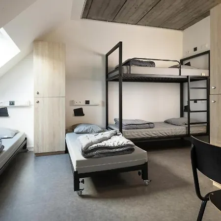 Youth Auberge de jeunesse *