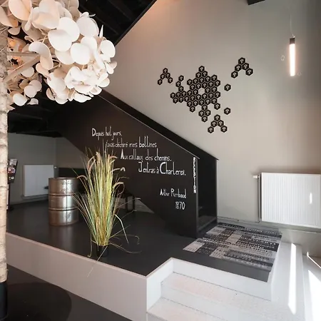 Hi Brussels South Airport * Charleroi