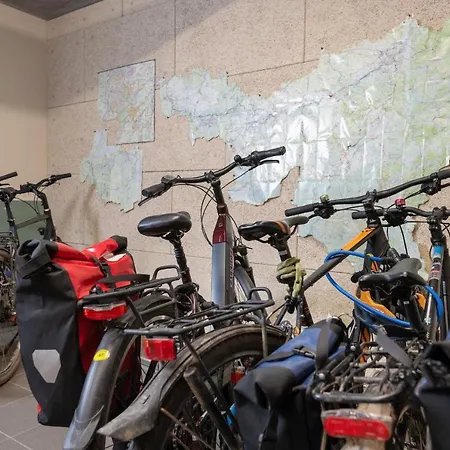 Hi Brussels South Airport * Charleroi