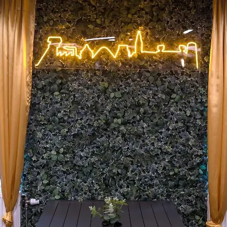 Hi Brussels South Airport Hostel