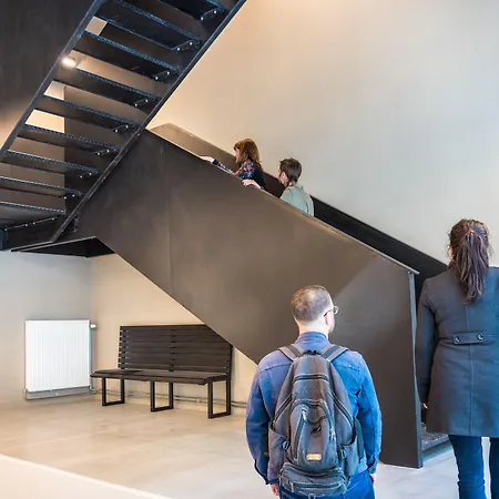 Hi Brussels South Airport Hostel