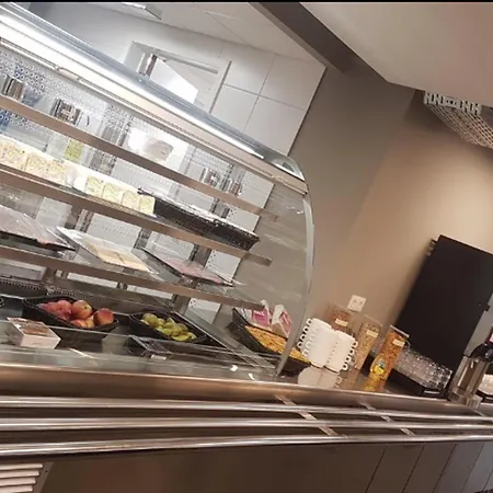 Hi Brussels South Airport Hostel Charleroi