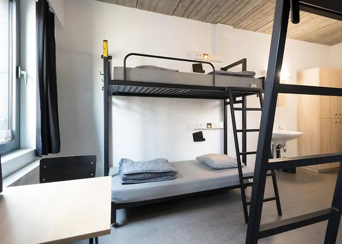 Hi Brussels South Airport *