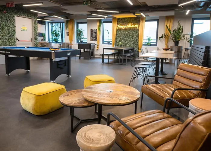 Hi Brussels South Airport Hostel Charleroi