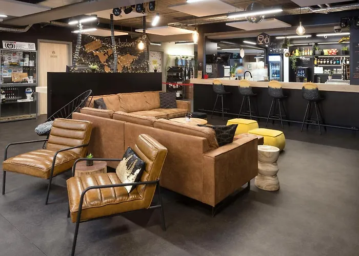 Hi Brussels South Airport * Charleroi