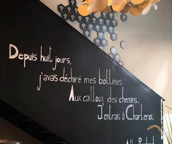 Hi Brussels South Airport Hostel