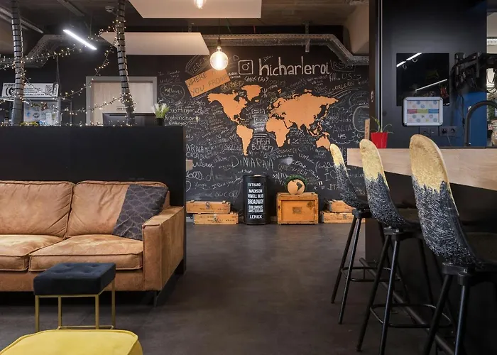 Hostel Hi Brussels South Airport