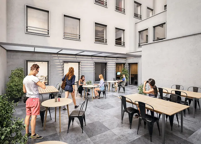 Hi Brussels South Airport Hostel